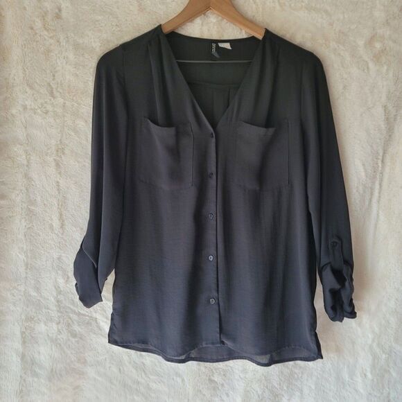 Divided H&M Black Blouse Lightweight Button Up Roll Tab Sleeve Size 2 - Picture 8 of 11